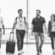 Grupo de empresários brasileiros viajando para feira de negócios nos EUA com visto americano B1
